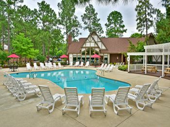 Seasonal swimming pool